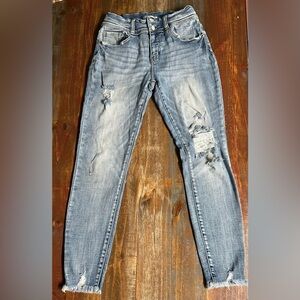 KANCAN Kurvy Midrise Jeans Size 28
